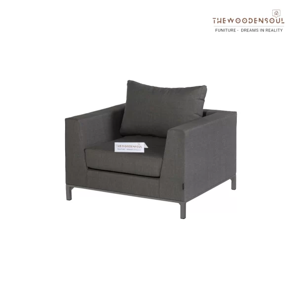 Sicily Lounge chair garden by Exotan in Nanotex fabric